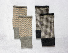 Load image into Gallery viewer, Fingerless Alpaca Mittens