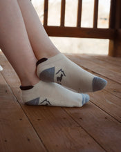 Load image into Gallery viewer, Alpaca Sport Mesh Ankle Sock