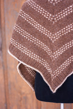 Load image into Gallery viewer, Triangle Wrap No.1